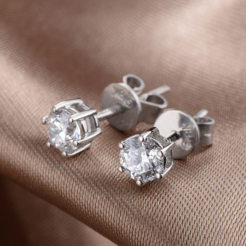 Серьги с бриллиантами: как не ошибиться при выборе