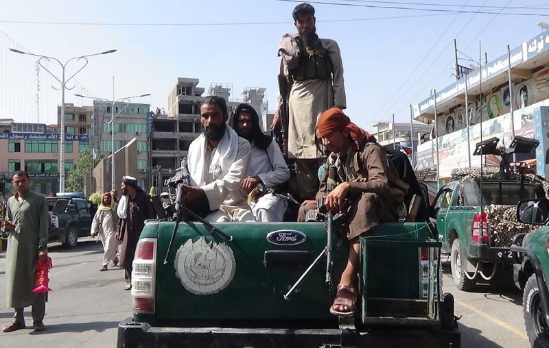 СМИ: два человека погибли в ходе акции в поддержку афганского флага в Нангархаре