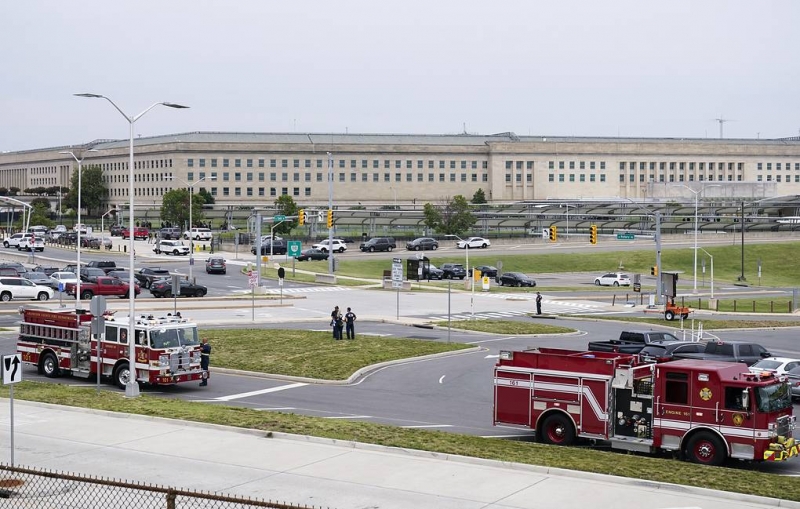 СМИ: несколько человек пострадали в результате стрельбы рядом с Пентагоном

