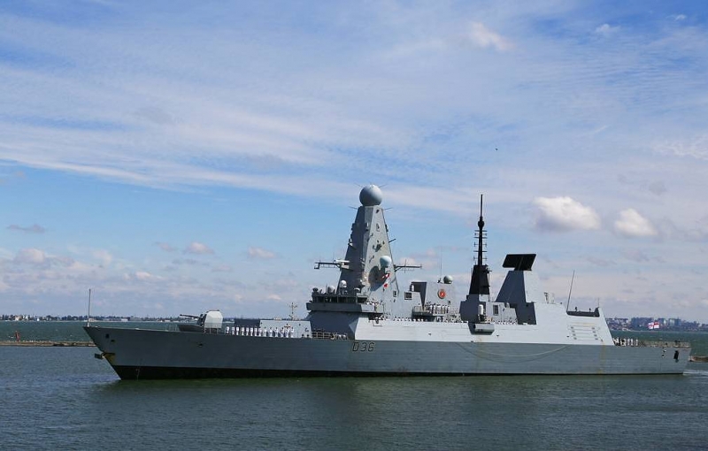 Times: личность потерявшего документы об эсминце Defender чиновника раскрыли