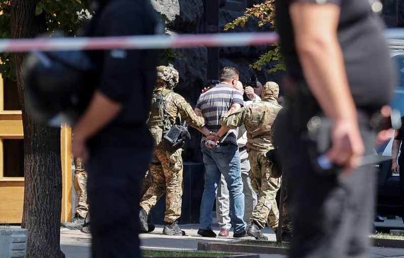 Угрожавший взорвать гранату в здании кабмина Украины задержан

