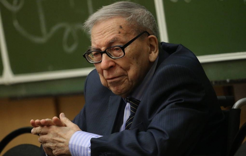 Умер президент факультета журналистики МГУ Ясен Засурский

