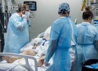 В США сравнили шансы попасть в больницу с коронавирусом у привитых и непривитых