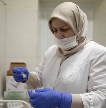 ВОЗ заявила, что в странах без вакцин увеличиваетcя риск появления новых штаммов