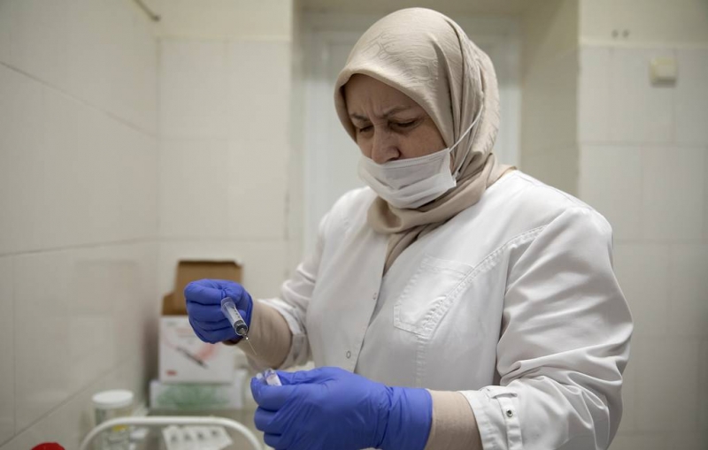 ВОЗ заявила, что в странах без вакцин увеличиваетcя риск появления новых штаммов