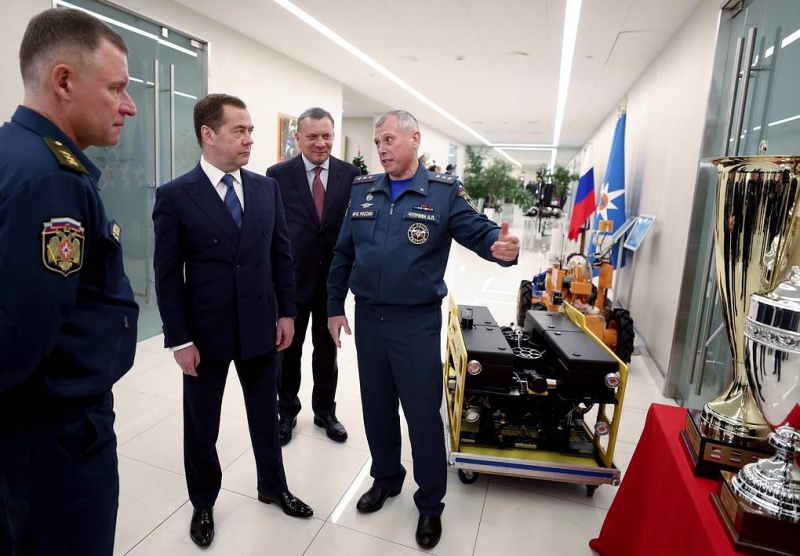 Биография Евгения Зиничева

