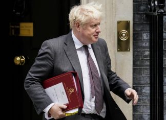 Борис Джонсон провел существенные перестановки в британском кабмине и заменил главу МИД