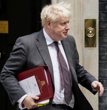Борис Джонсон провел существенные перестановки в британском кабмине и заменил главу МИД
