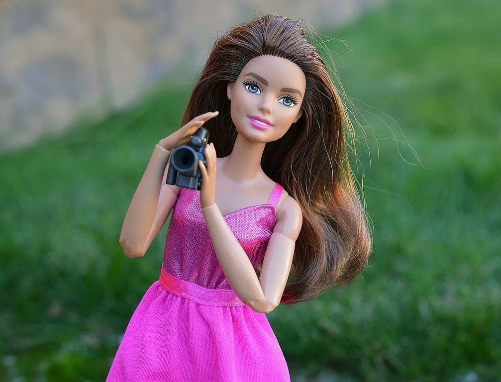 Кукла Барби - идеальный подарок для девочек