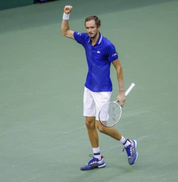 Медведев вышел в финал US Open