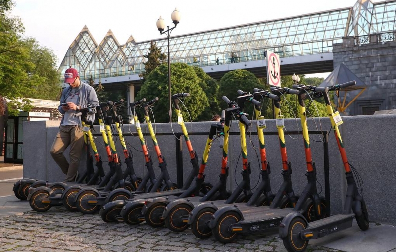 МВД заявило, что в России в 2021 году резко выросло число ДТП с электросамокатами