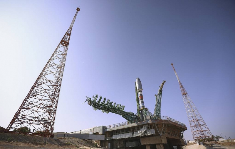 Ракета "Союз-2.1б" с 34 спутниками связи OneWeb стартовала с космодрома Байконур