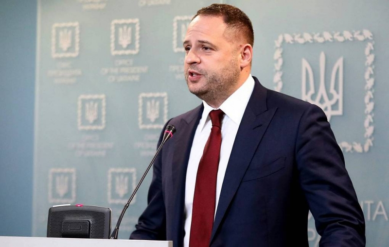 В офисе Зеленского заявили, что США готовы помочь Украине завершить "войну"