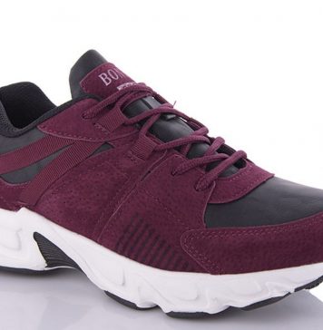 Женские кроссовки: будьте модными