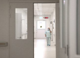 Число умерших от отравления метанолом в Свердловской области выросло до 30