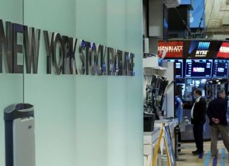 Индексы Dow Jones и S&P 500 растут до рекордных показателей