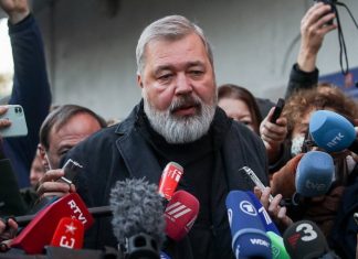 Лауреат Нобелевской премии мира Дмитрий Муратов заявил, что не собирается идти в политику