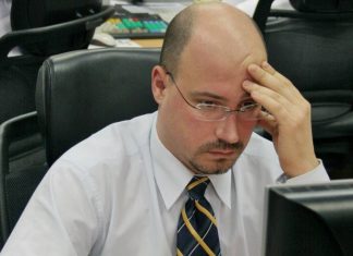 Опрос: почти 90% офисных работников испытывают проблемы с нервной системой