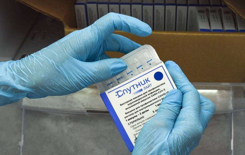 РФПИ предложил ЕС рассмотреть "Спутник Лайт" в качестве бустерного укола