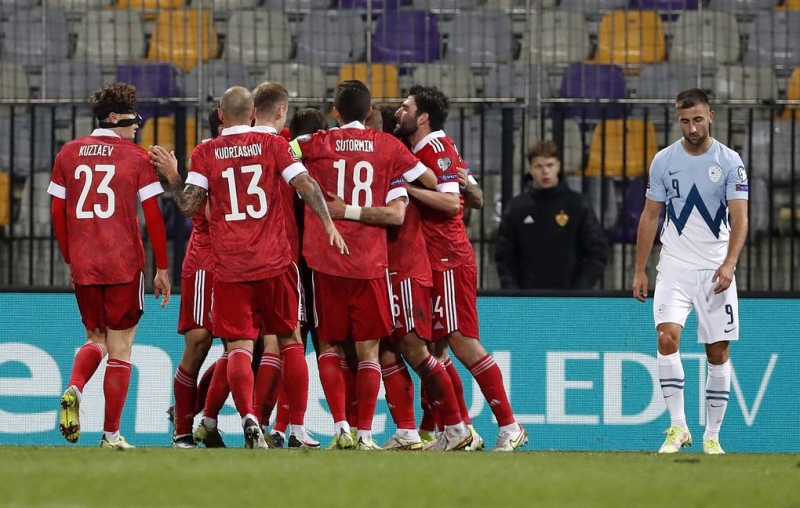 Сборная России вышла на первое место в отборочной группе к чемпионату мира