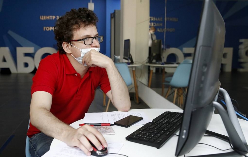 В Минтруде заявили о снижении уровня безработицы в России до 4,4%

