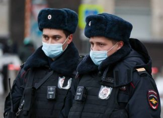 В Москве задержали троих приезжих, жестоко избивших мужчину в метро