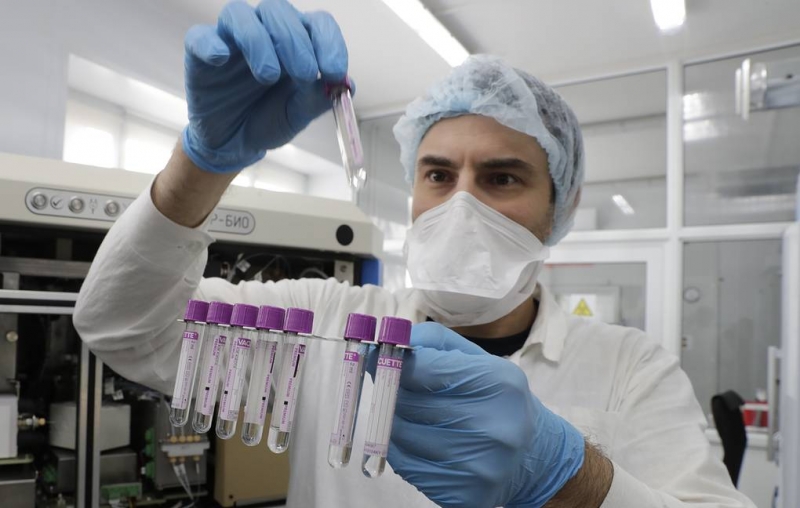 В России начали испытания платформы для вакцин, защищающих от нескольких вирусов сразу

