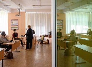 В российских школах с 30 октября по 7 ноября включительно объявят каникулы