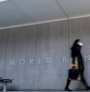 Всемирный банк улучшил прогноз по росту ВВП России до 4,3% в 2021 году