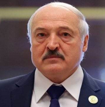 Белорусский парламентарий заявил, что Лукашенко признает Крым территорией России