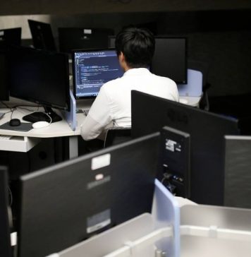 CNN: США предъявят россиянину и украинцу обвинения в киберпреступлениях