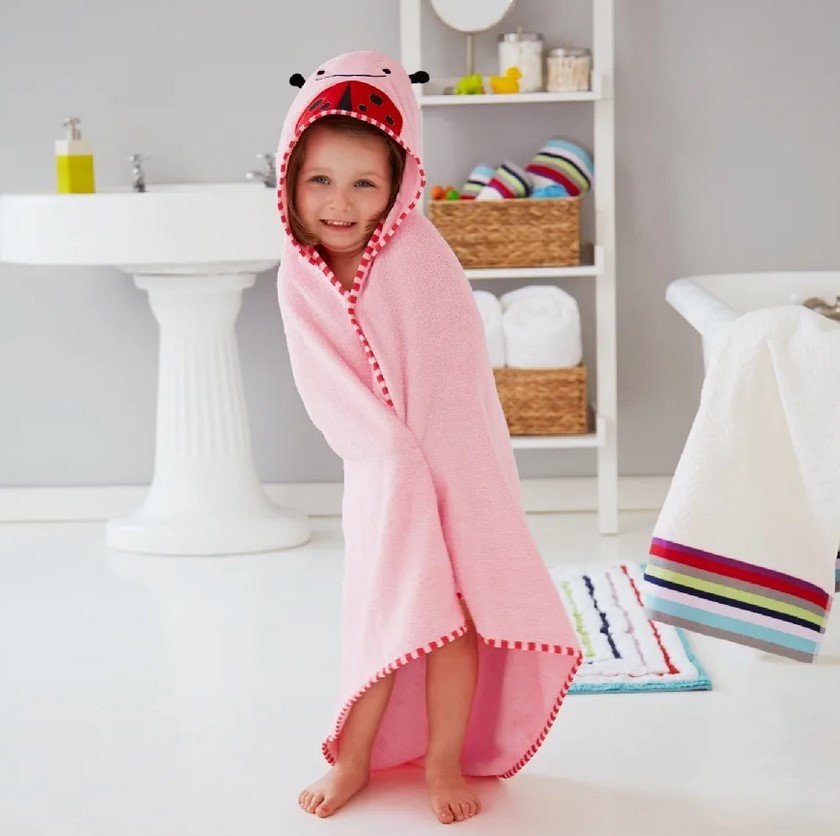 Каким должно быть детское полотенце с капюшоном