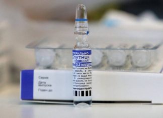 Эксперт: иностранные вакцины от ковида не будут востребованы в РФ, даже если их разрешат