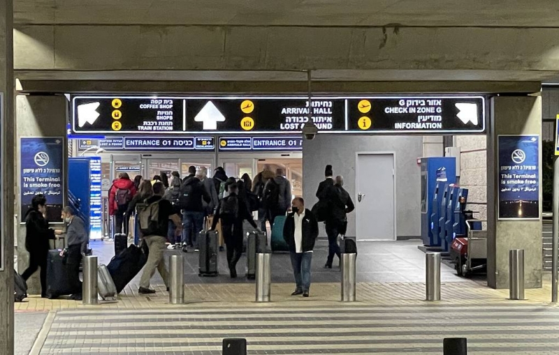 Израиль закрыл границы для иностранцев на 14 дней из-за омикрон-штамма