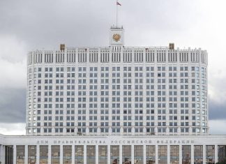 Кабмин готовит дорожную карту по внедрению в РФ целостной системы поддержки семей с детьми