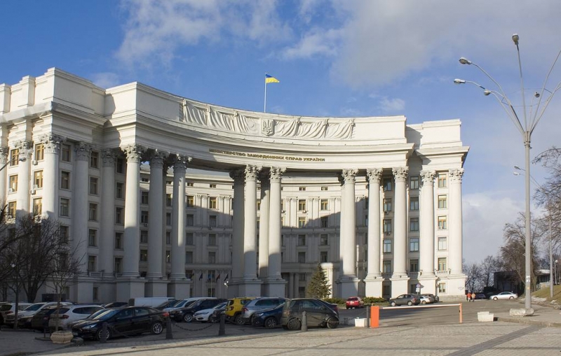 МИД Украины предупредил Минск о "непоправимых последствиях" признания Крыма российским