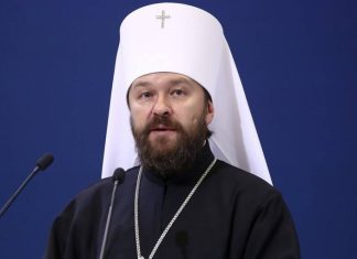 Митрополит Иларион поддержал введение QR-кодов и штрафы за их отсутствие