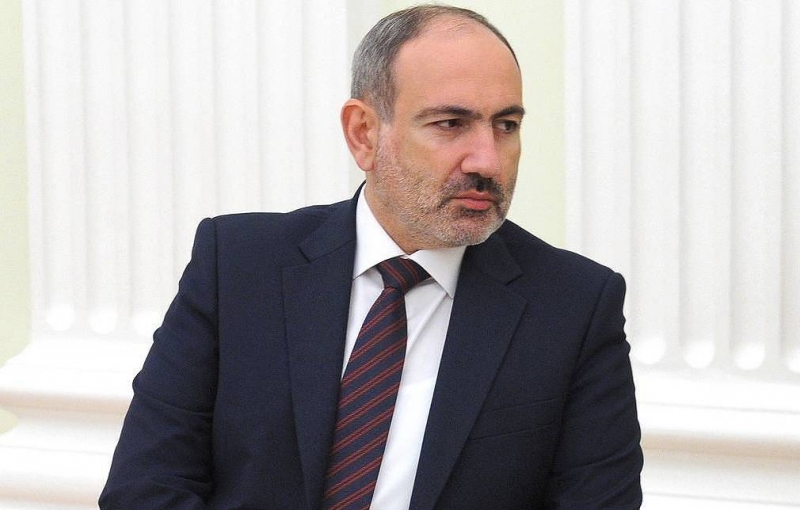 Пашинян обвинил Баку в попытках компрометировать деятельность миротворцев в Карабахе