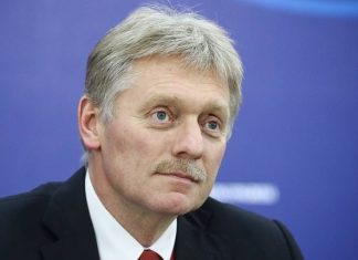 Песков: решения о возможных мерах в РФ для борьбы с омикрон-штаммом зависят от оперштаба