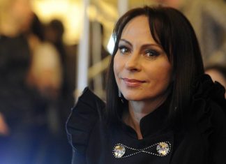 Певица Марина Хлебникова пострадала при пожаре в Москве
