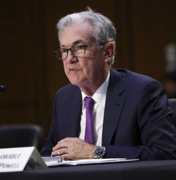 Председатель ФРС заявил, что омикрон-штамм несет риски для экономики США