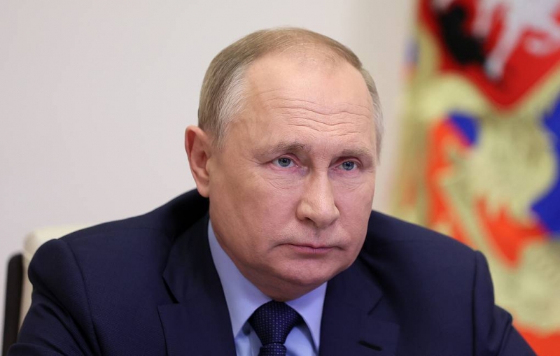 Путин назвал серьезным вызовом незапланированные учения США в акватории Черного моря

