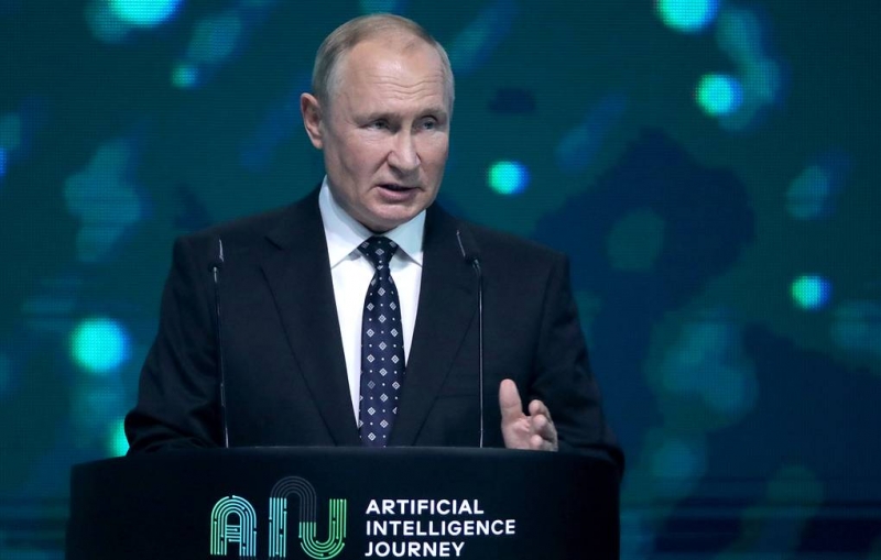 Путин заявил, что искусственный интеллект не должен работать во вред человеку