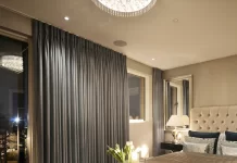 Какие шторы выбрать в спальню