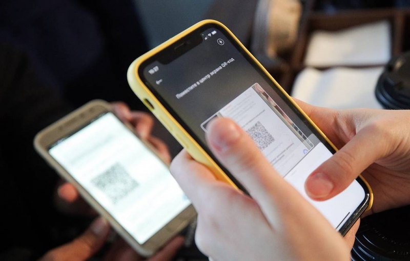 В Думу внесли законопроекты об использовании QR-кодов в общественных местах и транспорте