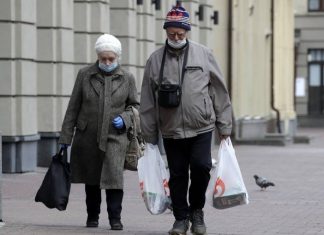 В Петербурге не предусмотрены санкции против неработающих непривитых пенсионеров