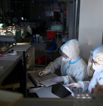 В России выявили 39 160 случаев заражения коронавирусом за сутки. Это минимум за неделю