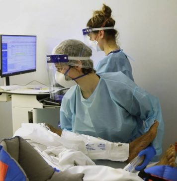 Великобритания ввела обязательный ПЦР-тест и самоизоляцию для всех въезжающих в страну