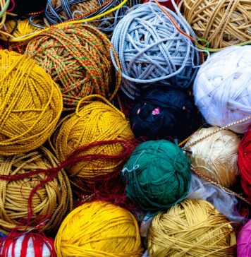 Почему популярны вязаные вещи