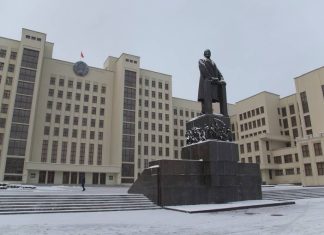 Белоруссия в ответ на санкции вводит продовольственное эмбарго